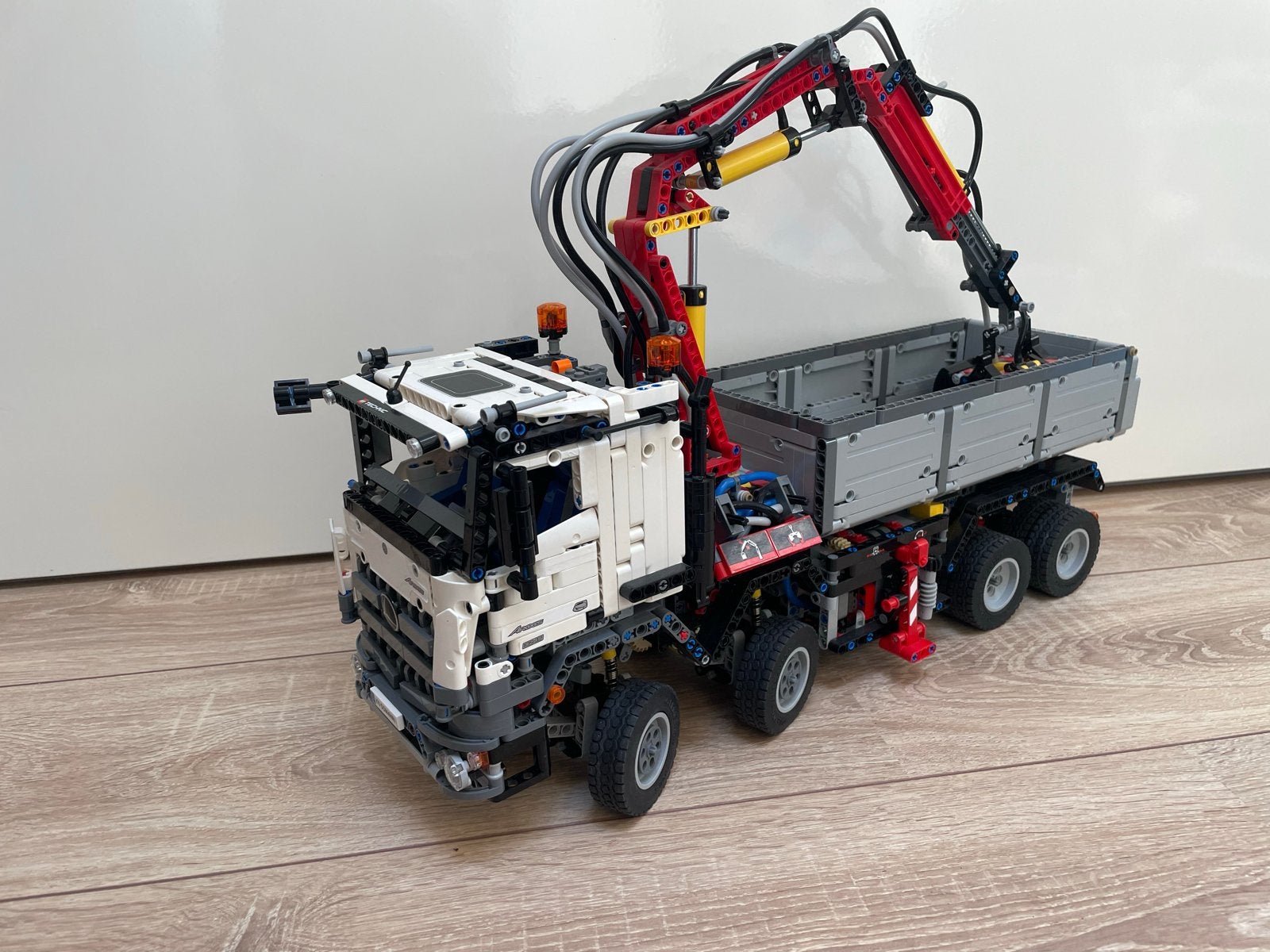 LEGO Technic 42043 Mercedes-Benz Arocs 3245, Lego, Ophalen of Verzenden, Zo goed als nieuw, Complete set