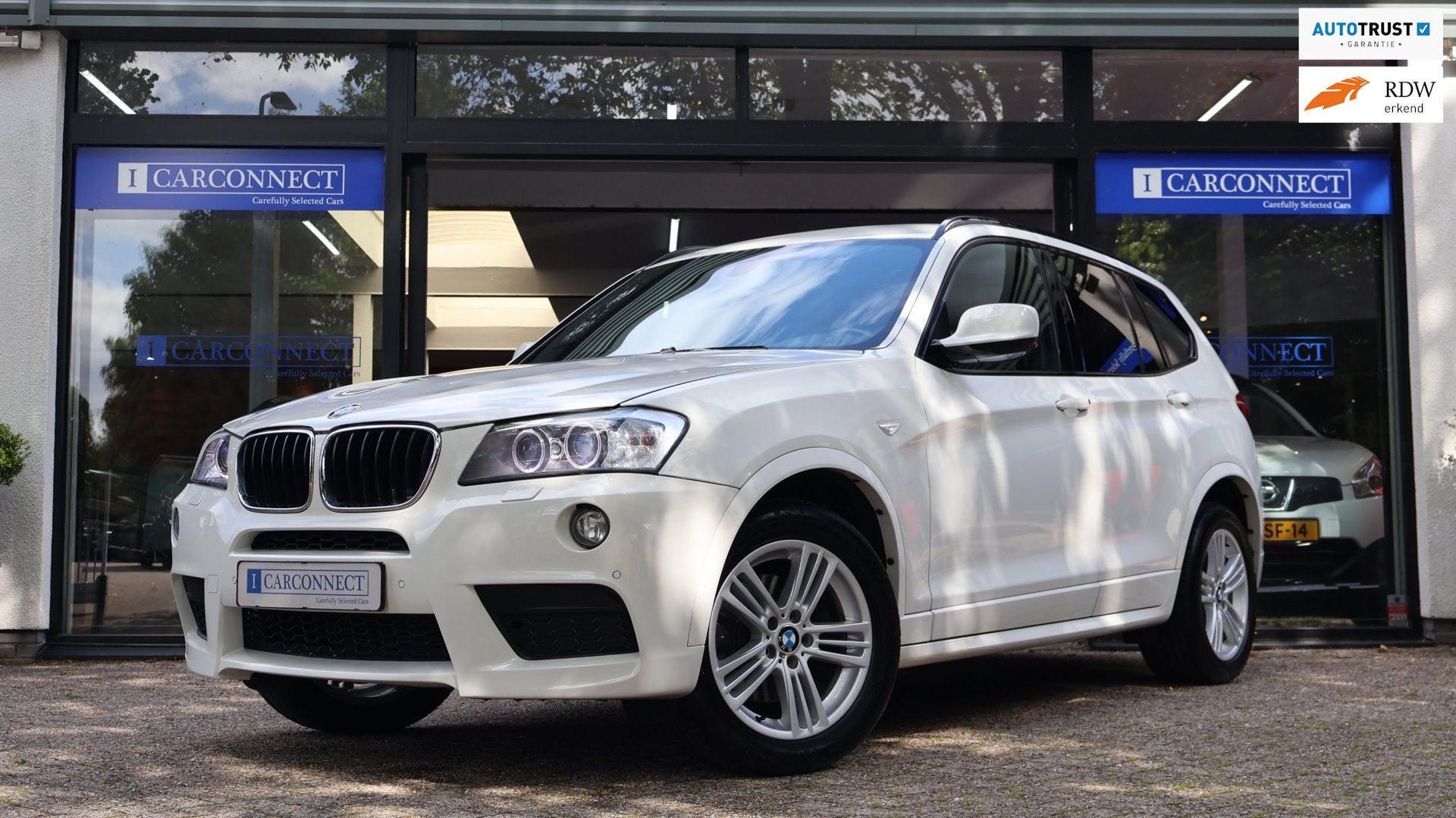 BMW X3 XDrive20i High Executive M-sport|Leder|Camera|PDC|Nav, Auto's, Dealer onderhouden, Gebruikt, Zwart, 4 cilinders