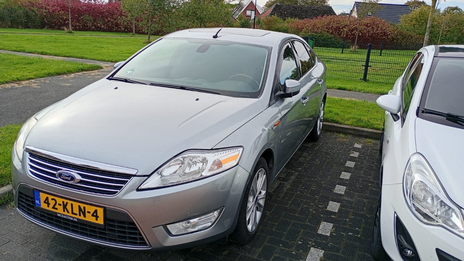Ford Mondeo 2.3 16V 5D AUT 2010 Grijs Bijzonder mooi.., Auto's, 1441 kg, 730 kg, 4 cilinders, Mondeo
