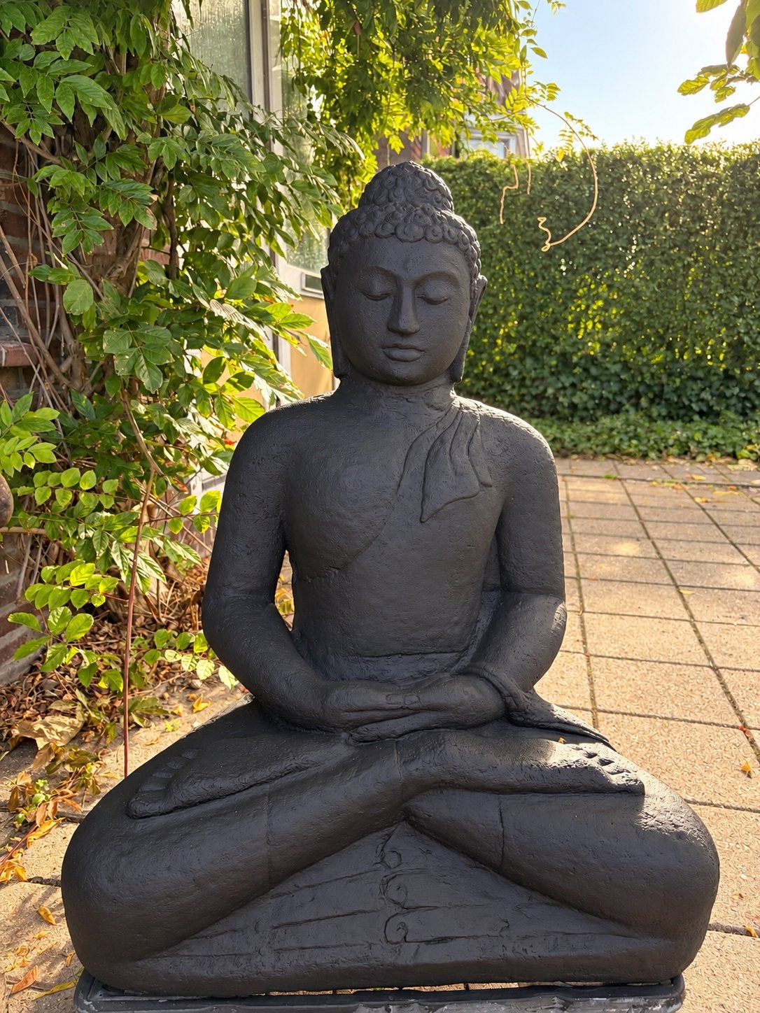 Prachtig stenen Buddha beeld, Ophalen, Zwart, Massief, Steen/keramiek