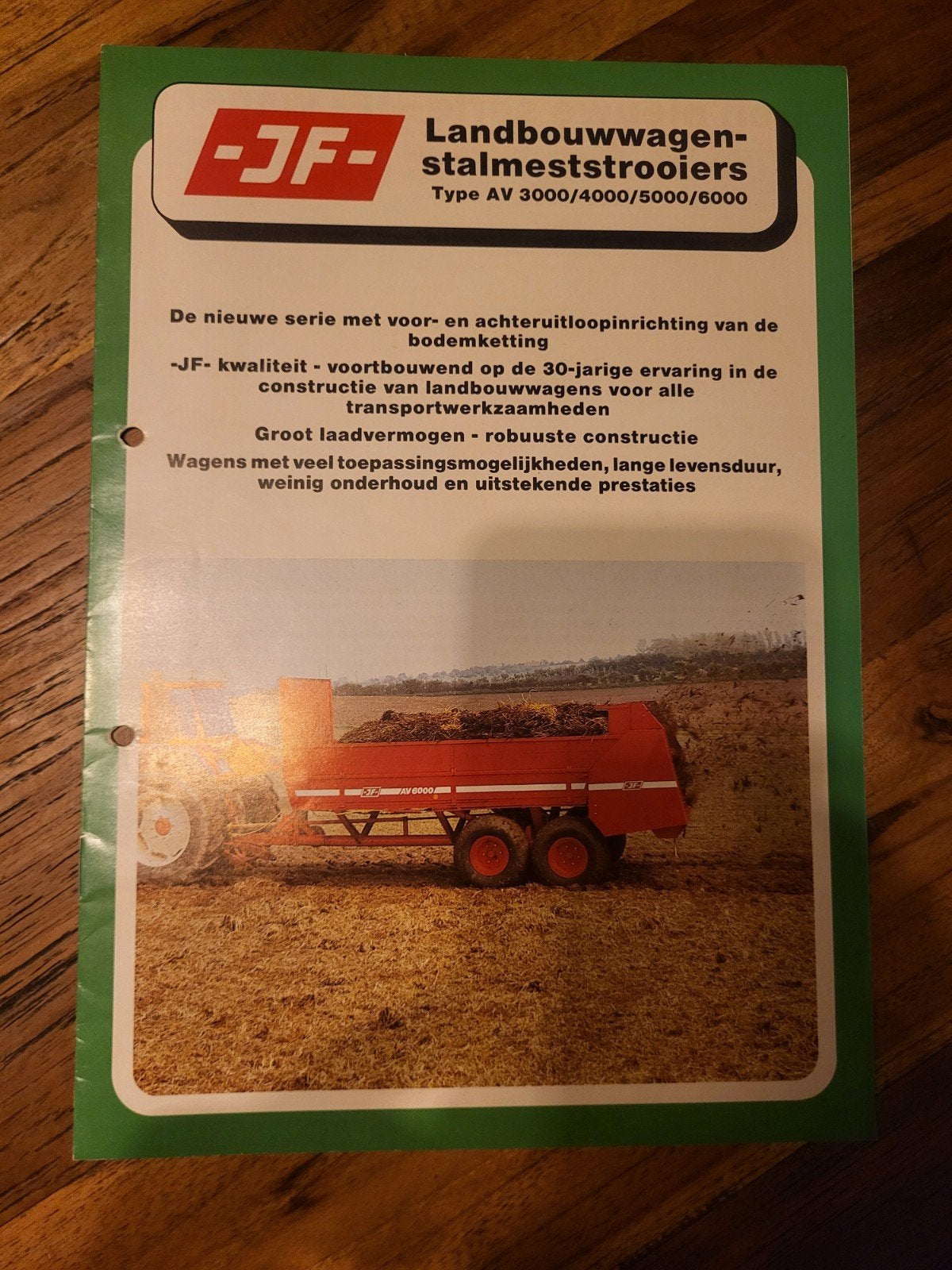 tractor folder JF landbouwwagen stalmeststrooiers, Ophalen of Verzenden, Zo goed als nieuw