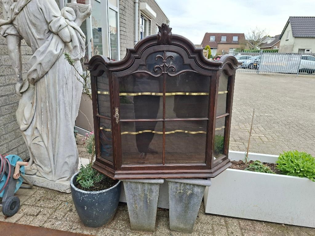 mooie gave antieke grote wand vitrinekast, Huis en Inrichting, Kasten | Vitrinekasten, Ophalen, Gebruikt, Eikenhout, 50 tot 100 cm