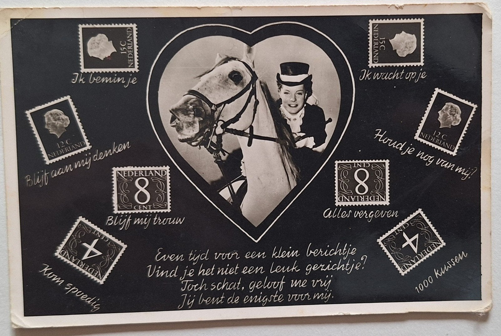 Oude ansichtkaart met paard en ruiter, postzegels, Ophalen of Verzenden, 1940 tot 1960, Gelopen