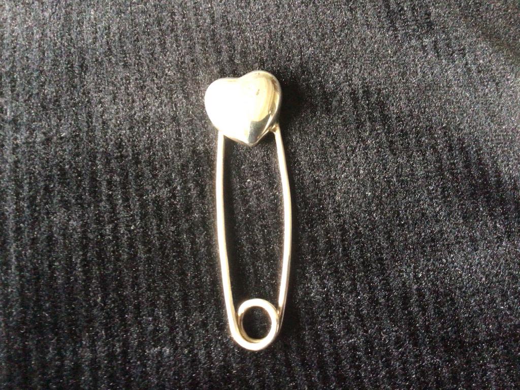 Zilveren broches 1e gehalte,, Sieraden, Tassen en Uiterlijk, Broches, Nieuw, Zilver, 4 tot 7 cm, Ophalen of Verzenden