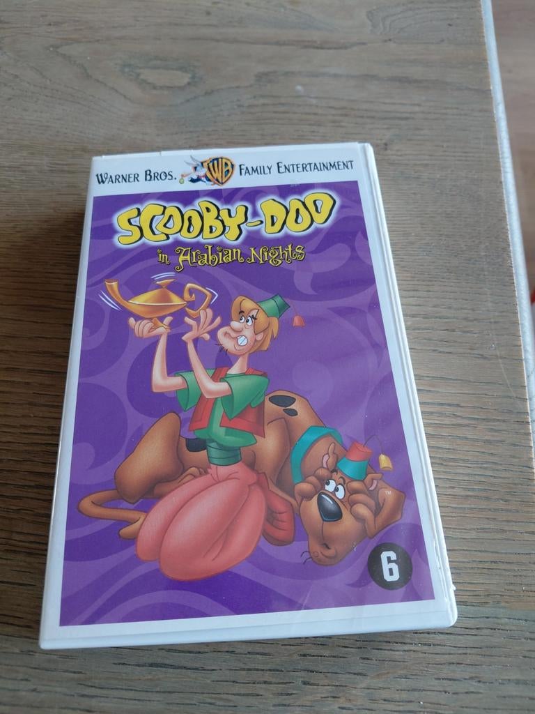 Scooby-Doo Arabian Nights videoband. NIEUW IN FOLIE, Alle leeftijden, Ophalen of Verzenden, Nieuw in verpakking, Tekenfilms en Animatie