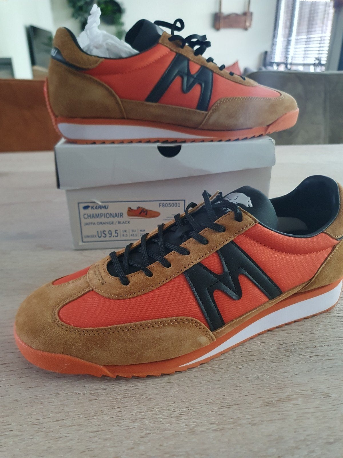 Karhu Championair maat 43.5, valt als 42, Ophalen of Verzenden, Nieuw, Overige kleuren