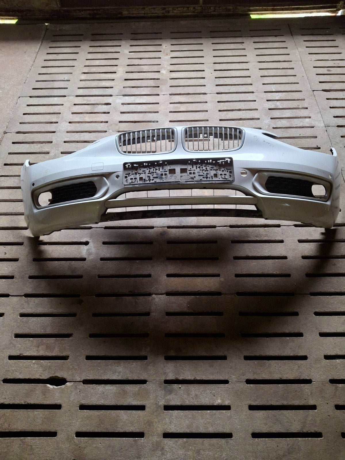 BMW 1 Serie F20 Voorbumper Urban Line PDC A96 (2011-2019), Gebruikt, Voor, Ophalen of Verzenden, Bumper