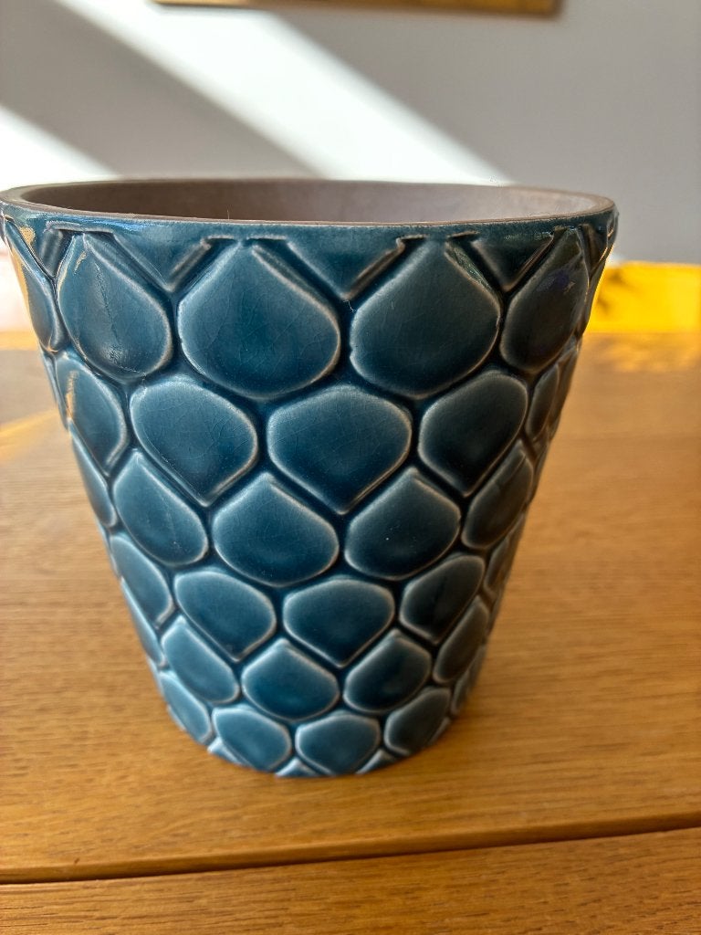 Vintage turquoise bloempot fishscale of waterdruppel motief, Rond, Binnen, Ophalen of Verzenden, Zo goed als nieuw