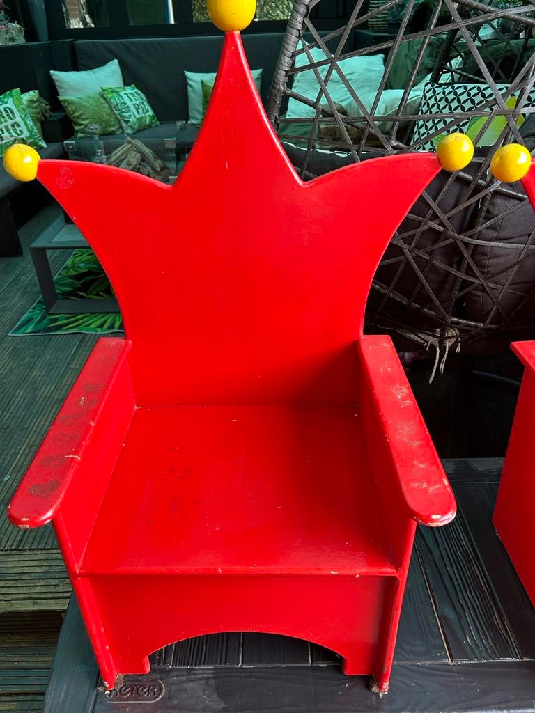Rood koningsstoeltje, Kinderen en Baby's, Ophalen of Verzenden, Gebruikt, Stoel(en)