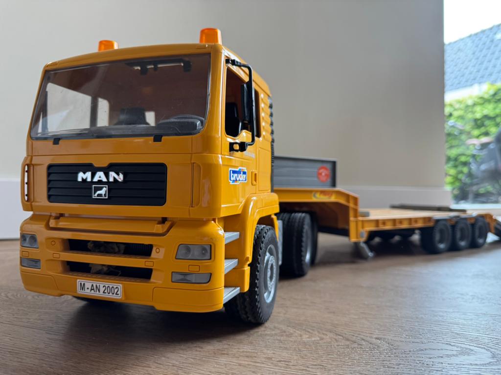 Bruder MAN vrachtwagen met oplegger - Zo goed als nieuw, Ophalen, Zo goed als nieuw