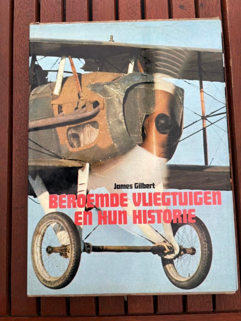 Beroemde vliegtuigen en hun historie, Ophalen, Gelezen, Vliegtuig