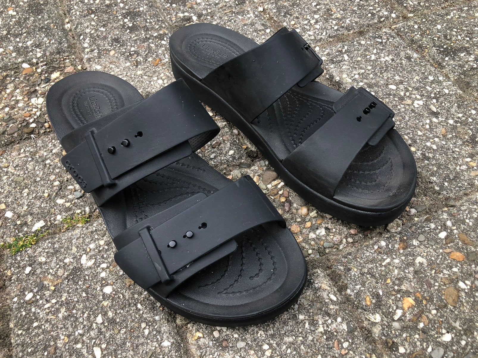 Slippers Crocs Literide maat W9 (39-40), Zwart, Zo goed als nieuw, Ophalen, Slippers