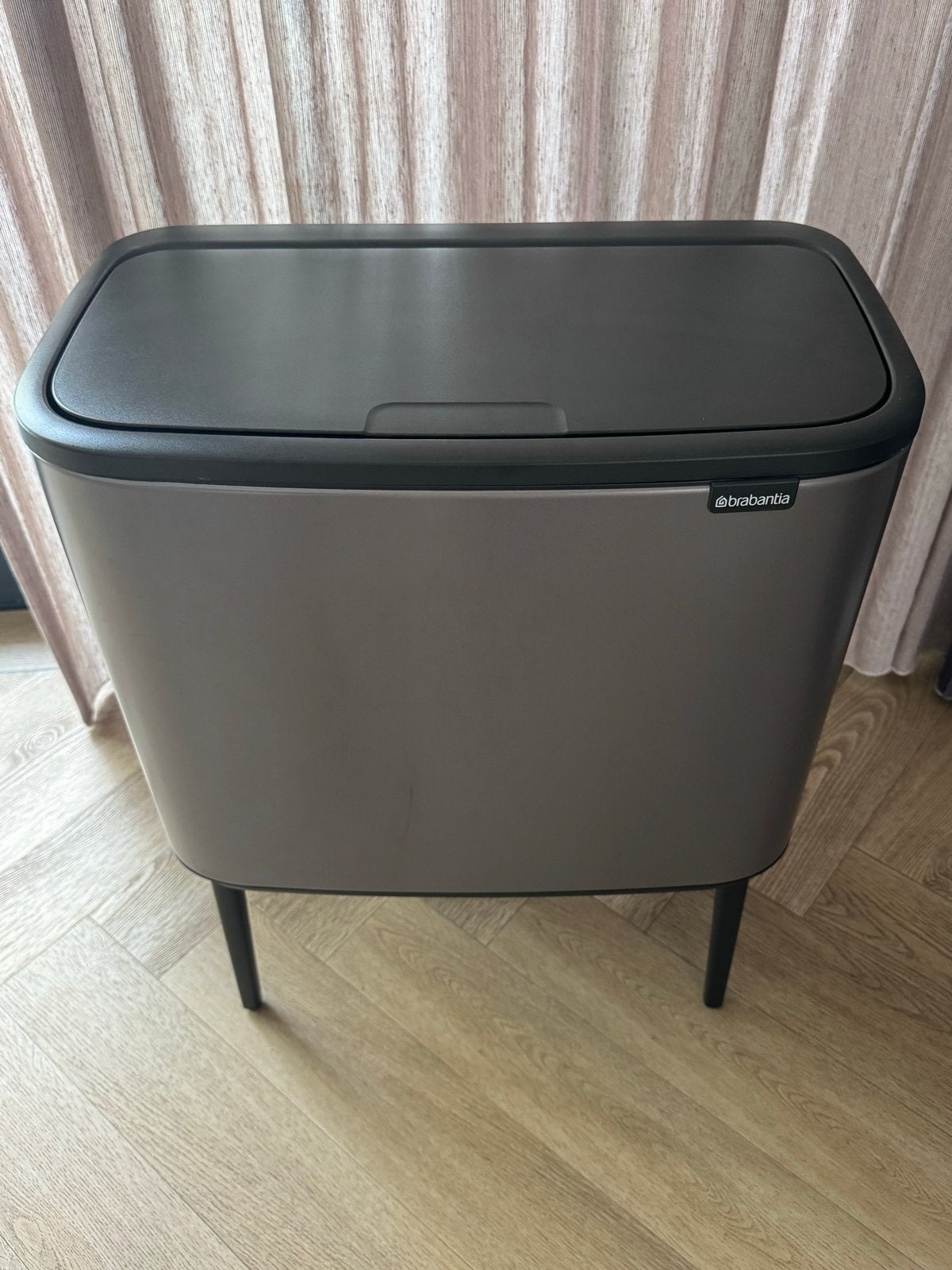 Brabantia Bo Touch Bin Prullenbak 11 + 23  liter Platinum, Huis en Inrichting, Woonaccessoires | Prullenbakken, Ophalen, 50 – 75