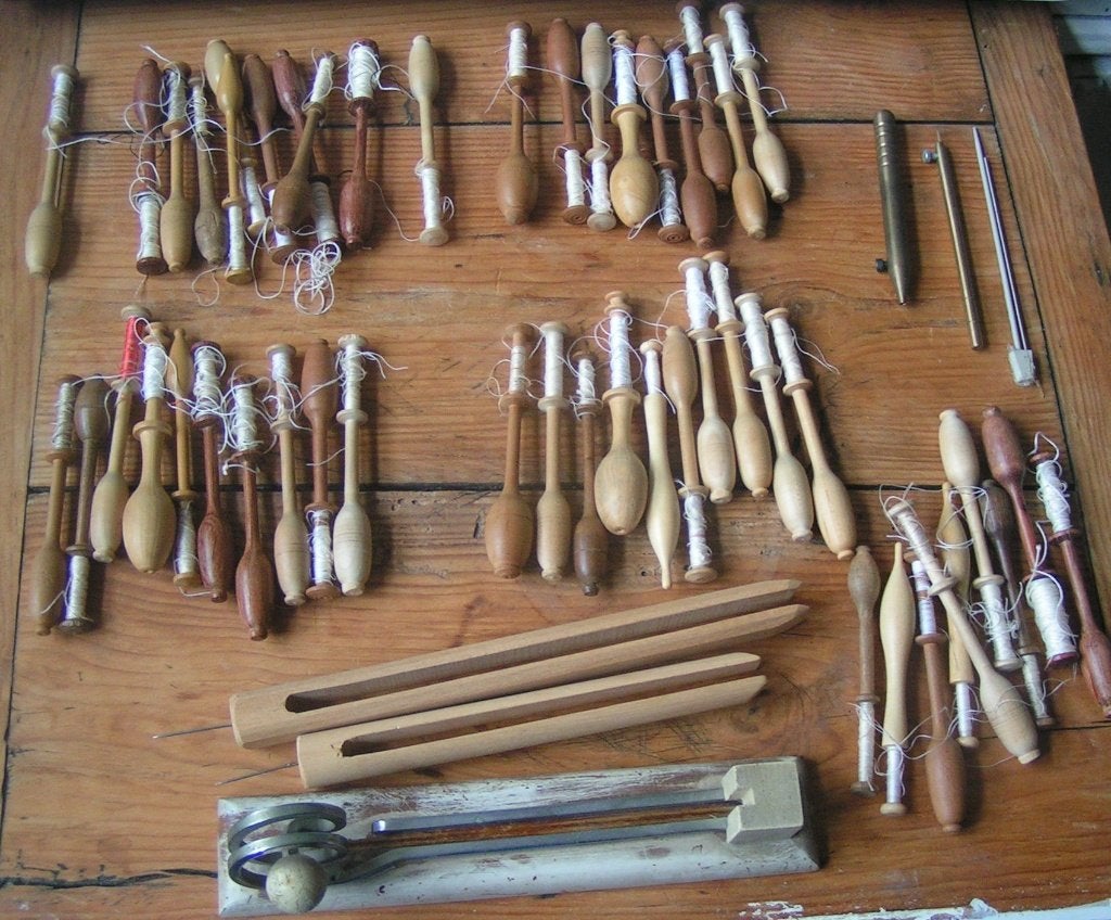 49 kantklosjes en benodigdheden nr DD 460, Verzenden, Gebruikt