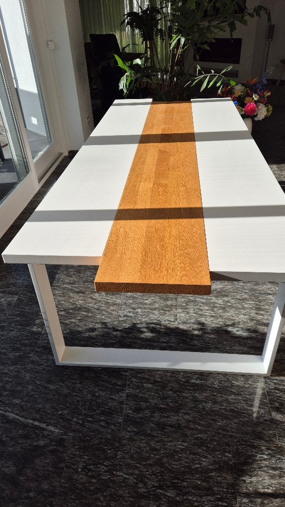 Hulsta Eettafel, Ophalen, 100 tot 150 cm, 200 cm of meer, Zo goed als nieuw