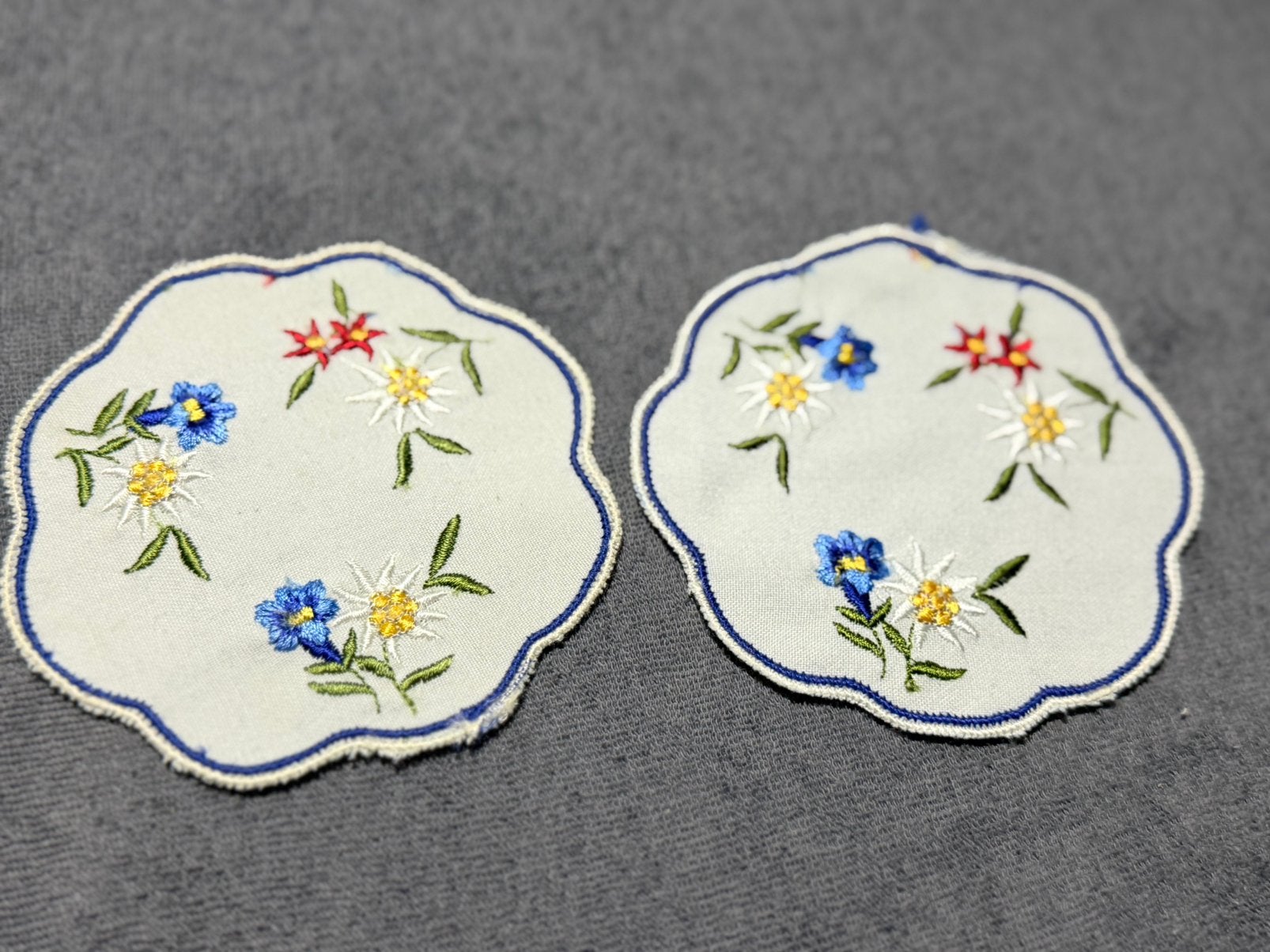 2 kleine ronde kleedjes, Verzenden, Zo goed als nieuw, Rechthoek