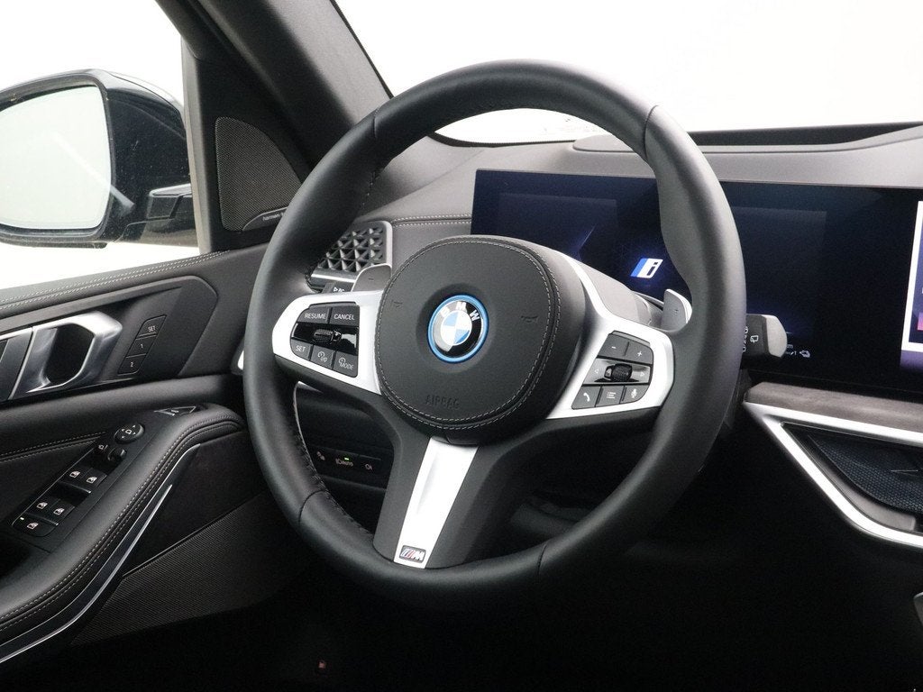 BMW X5 xDrive50e (bj 2025, automaat), Auto's, BMW, Lichtsensor, Gebruikt, 2395 kg, Met garantie (alle)
