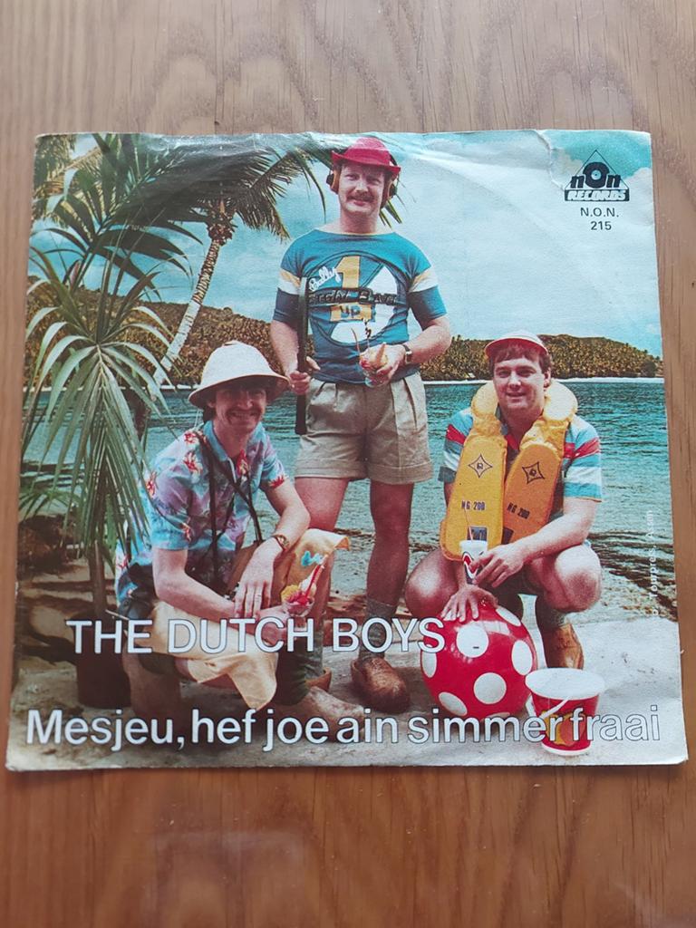 6 singels uit de NoN serie, Ophalen of Verzenden, 2000 tot heden, Gebruikt, Overige formaten