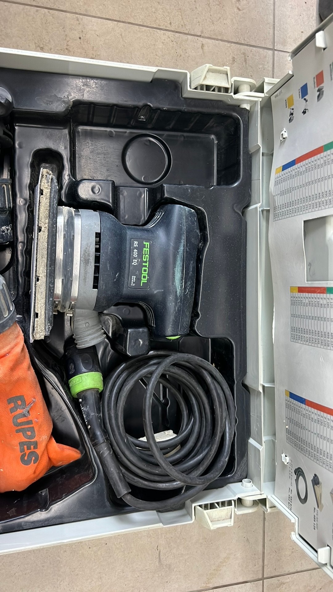 Festool rs400 Vlakschuurmachine, Ophalen of Verzenden, Zo goed als nieuw, Minder dan 600 watt, Vlakschuurmachine