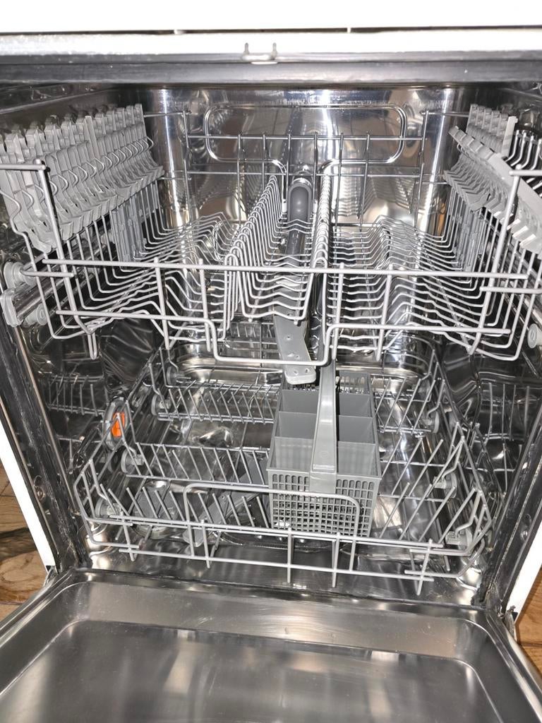 Nieuwe AEG Vaatwasser - Ongebruikt en Direct Leverbaar, Witgoed en Apparatuur, Vaatwasmachines, Ophalen, Energieklasse A of zuiniger