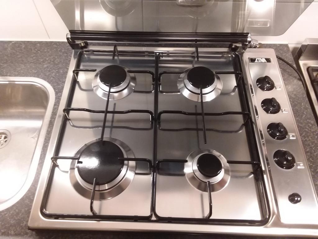 Gastoestel, ETNA., Ophalen, 4 kookzones, Zo goed als nieuw, Gas
