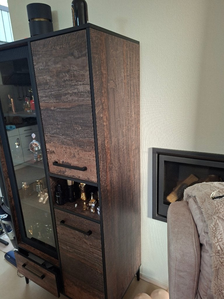 Vitrine kolomkast hout en metaal met verlichting, Gebruikt, Modern, Industrieel, 50 tot 100 cm, 150 tot 200 cm