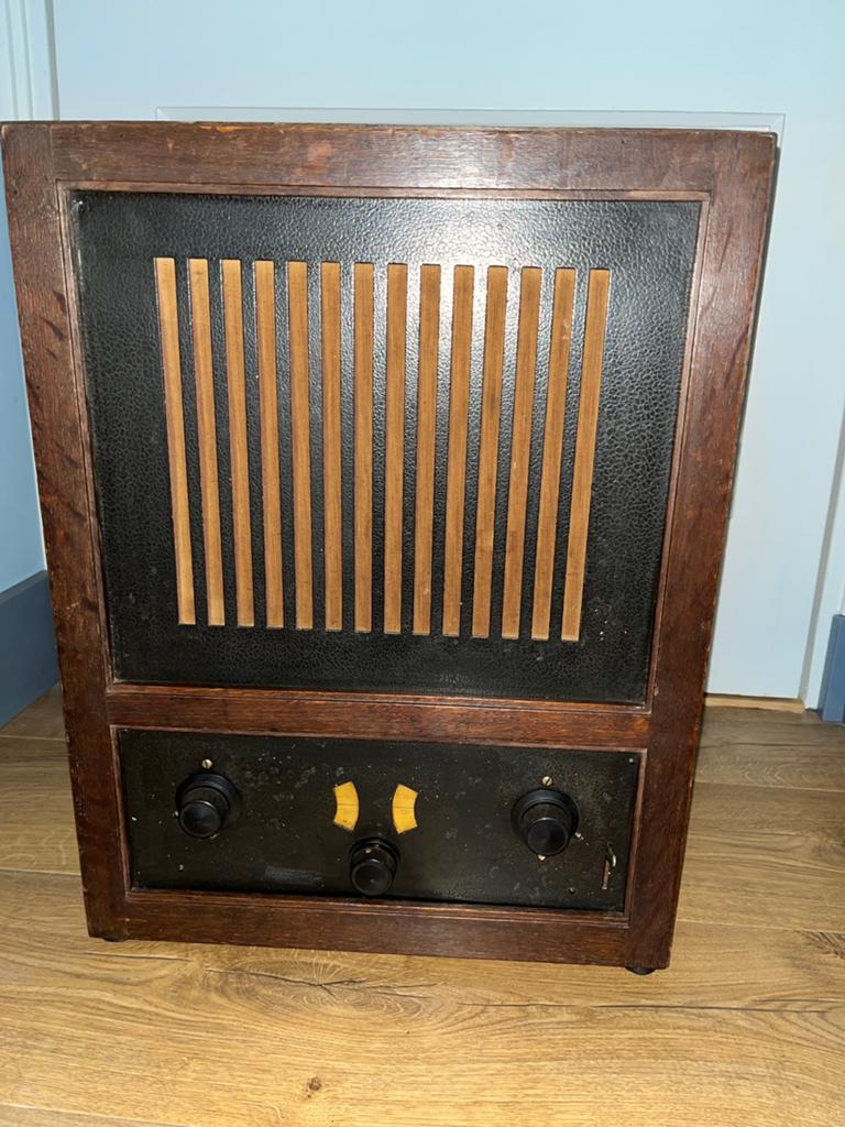 Erres KY107 mooie antieke buizenradio, Ophalen of Verzenden