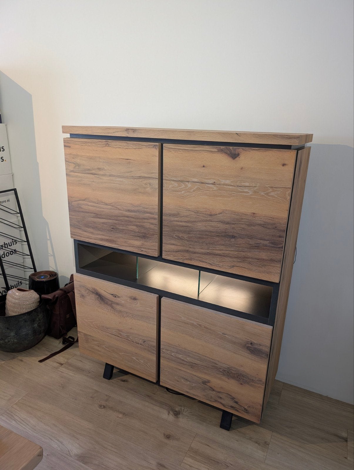 Xooon highboard kast met verlichting, Ophalen, 100 tot 150 cm, 100 tot 150 cm, 25 tot 50 cm