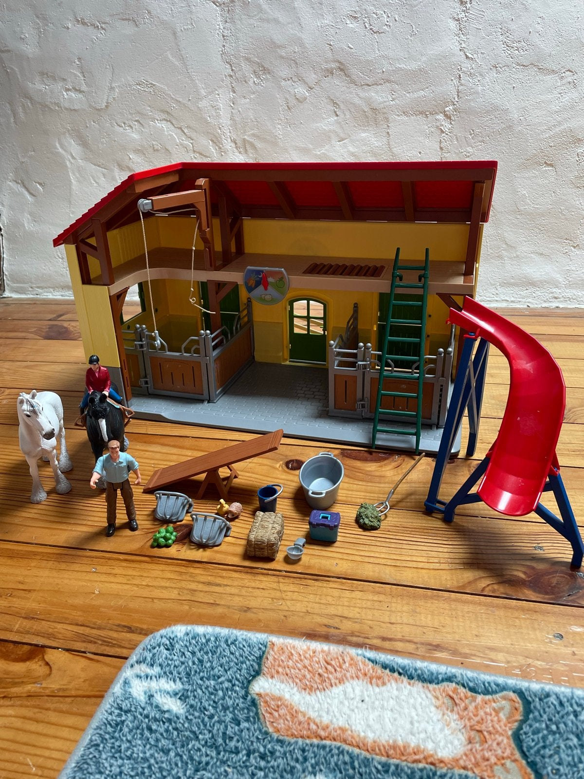 Schleich Farm World Paardenstal met accessoires, Ophalen, Zo goed als nieuw, Jongen of Meisje