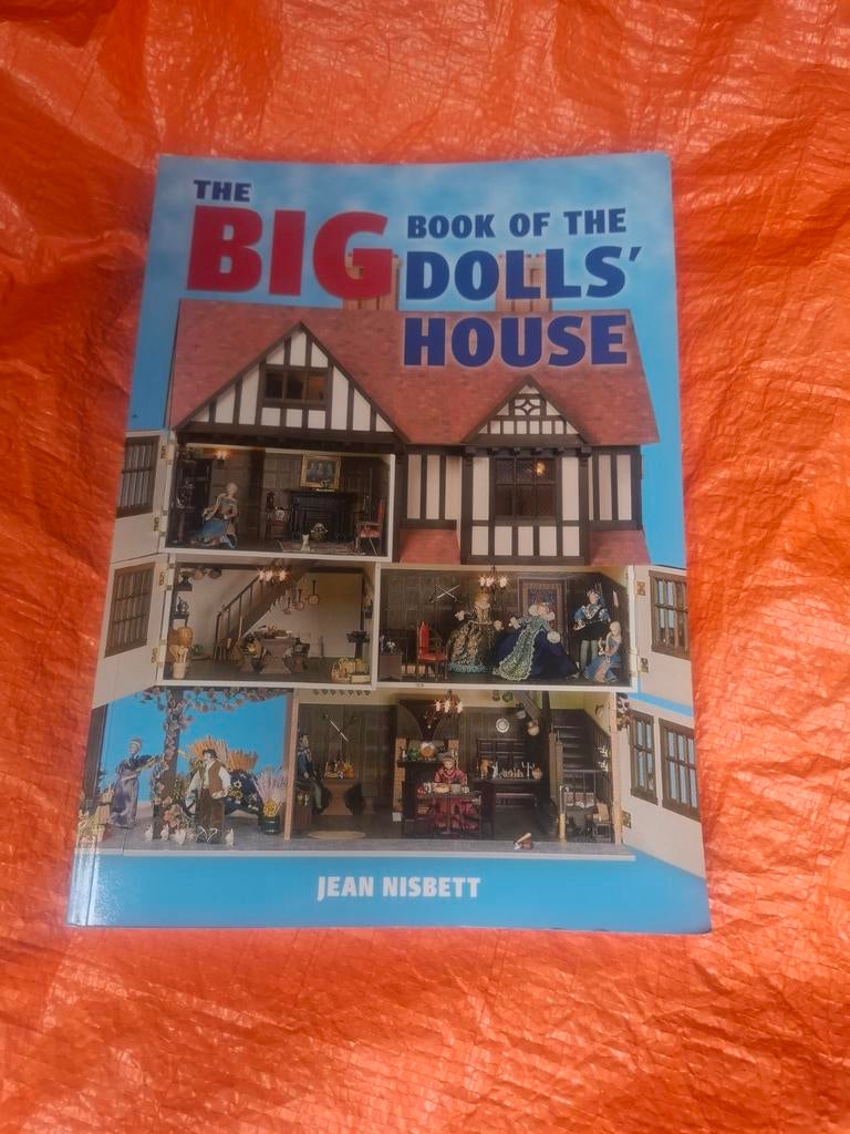 The Big book of the dolls house - Jean Nisbett, Ophalen of Verzenden, Overige onderwerpen, Jean Nisbett, Zo goed als nieuw
