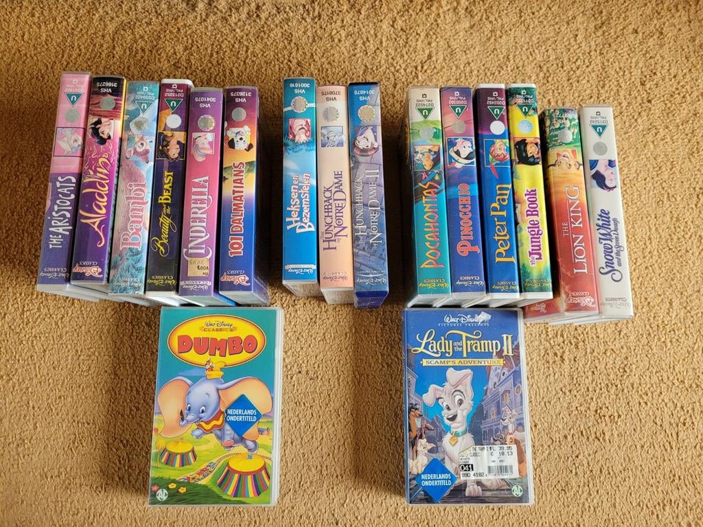 Grote collectie Disney VHS-banden - Klassiekers, Alle leeftijden, Ophalen, Gebruikt, Overige genres