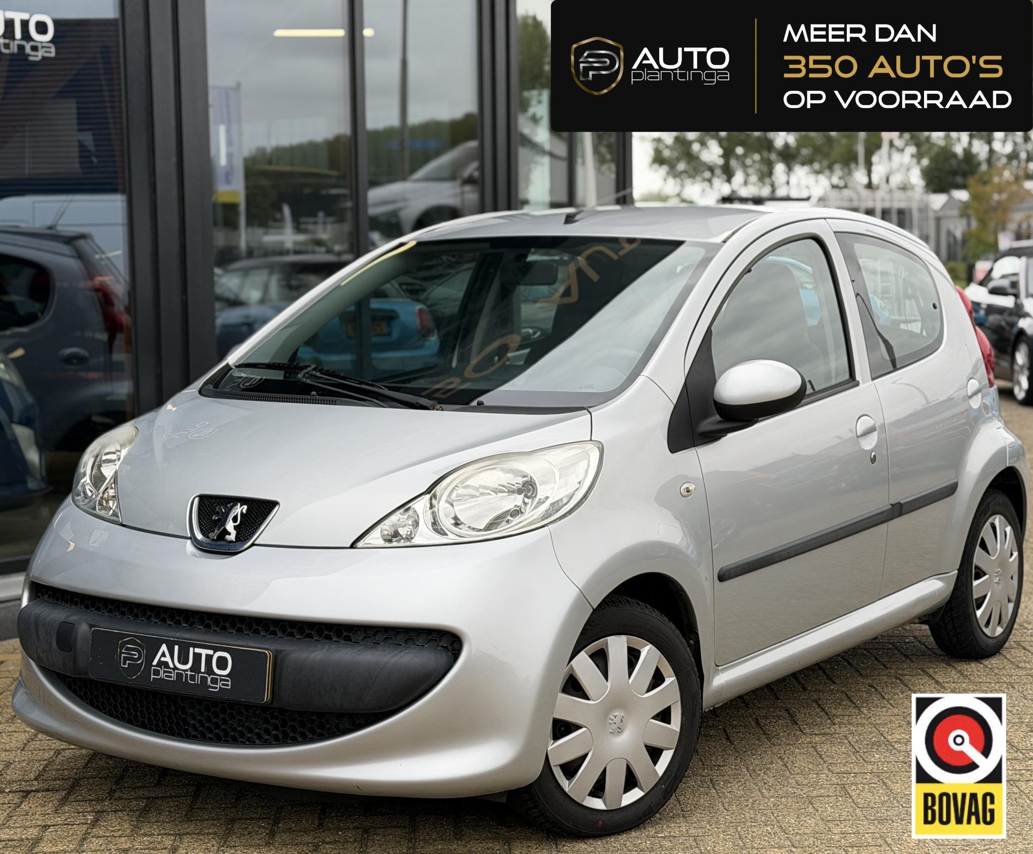 Peugeot 107 1.0-12V XS Urban Move | Automaat | NL AUTO | NAP, Auto's, Stof, Gebruikt, 4 stoelen, 68 pk