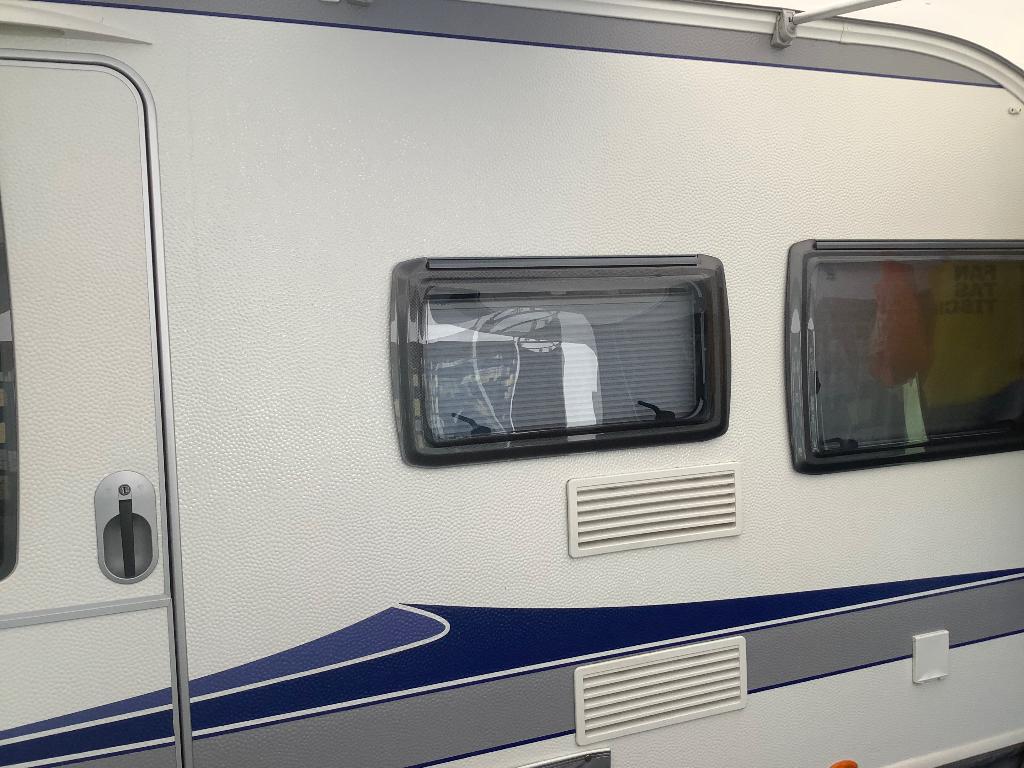 Hobby 455UF. Caravan zeer mooi schadevrij, Rondzit, Hobby, Bedrijf, Schokbreker