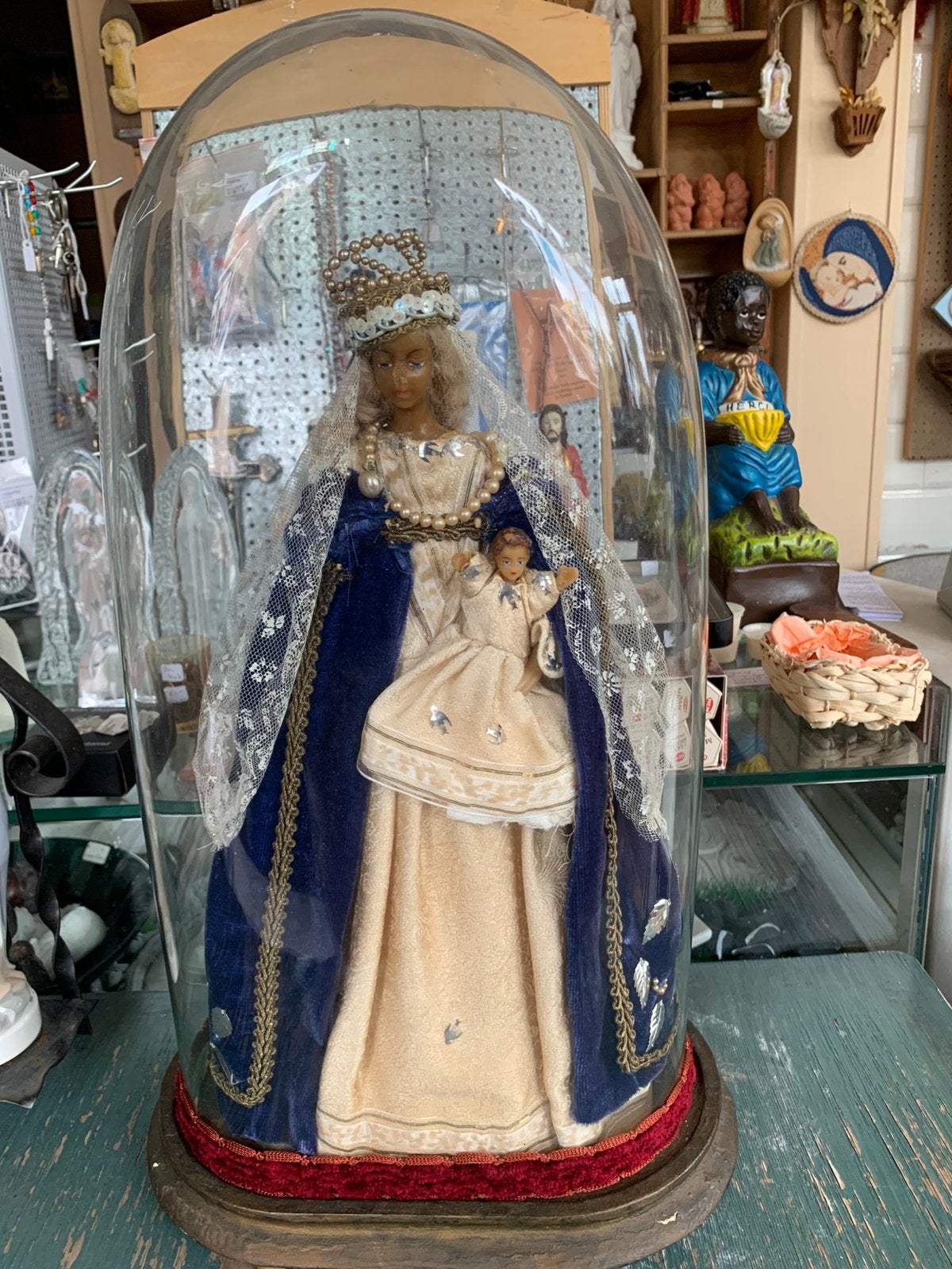 Glazen stolp met wassen Madonna, Antiek en Kunst, Ophalen