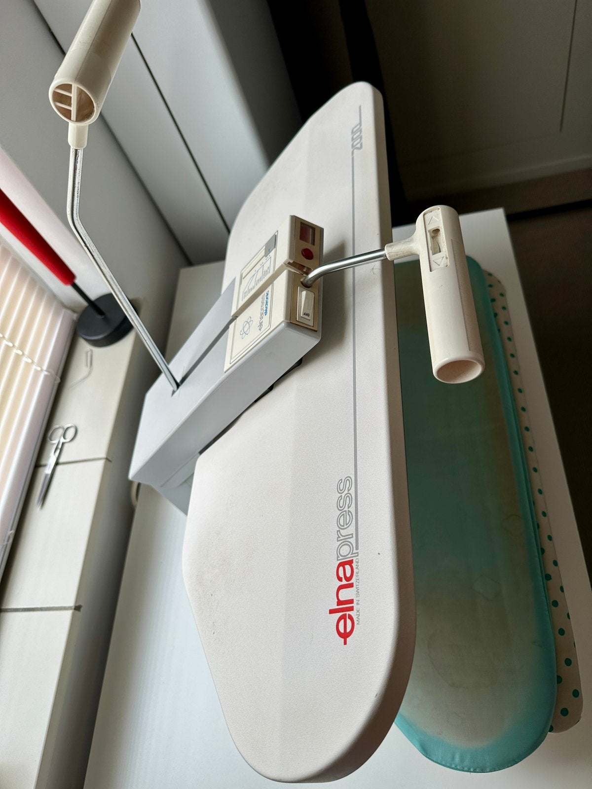 Elna 2000 strijkmachine, Witgoed en Apparatuur, Ophalen, Gebruikt, Strijkijzer met snoer