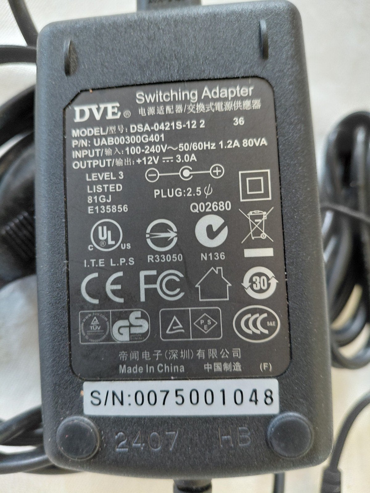 DVE Switching Adapter DSA-0421S-12 12V 3.0A, Universeel, Gebruikt, Adapter, Ophalen of Verzenden