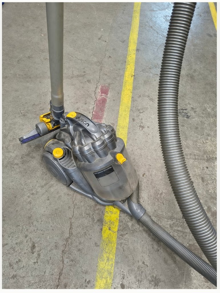 Dyson DC08 stofzuiger, Ophalen, Gebruikt, ., Dyson