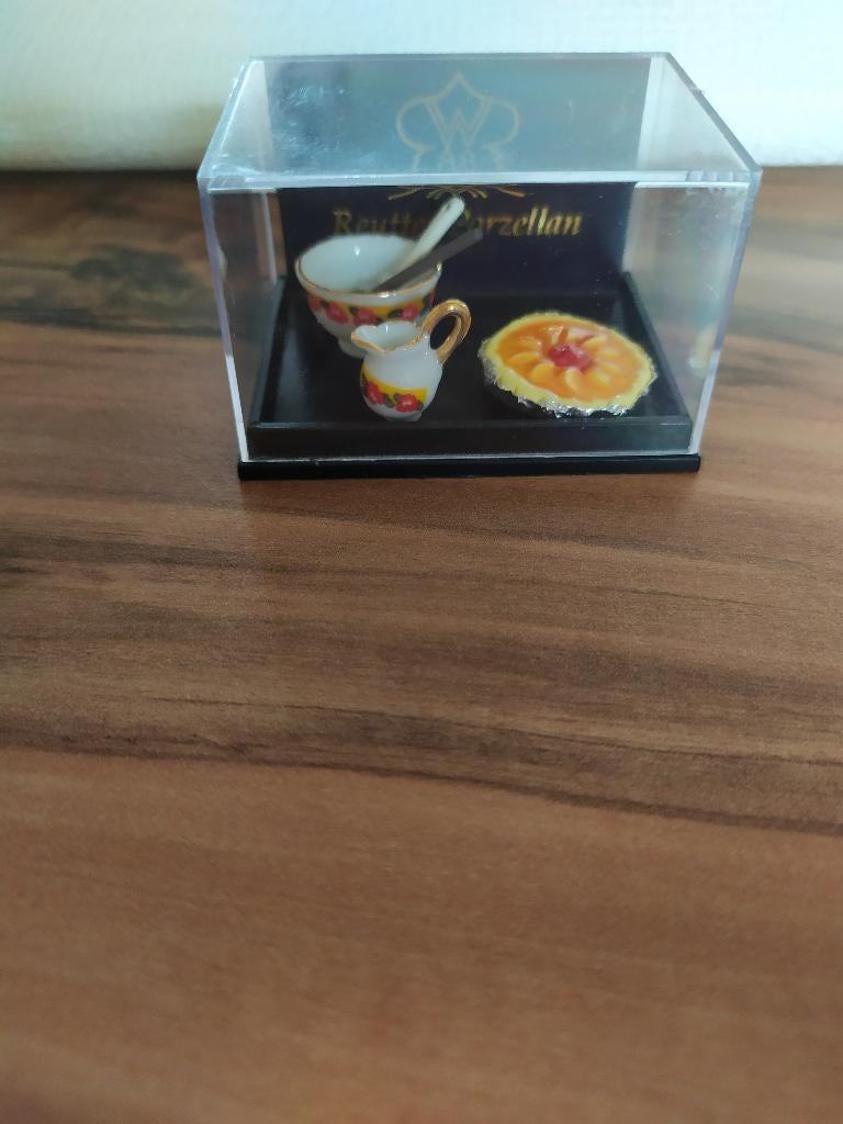 Reutter miniatuur porzellan porselein poppenhuis vlaai, Ophalen of Verzenden, Zo goed als nieuw, Poppenhuis