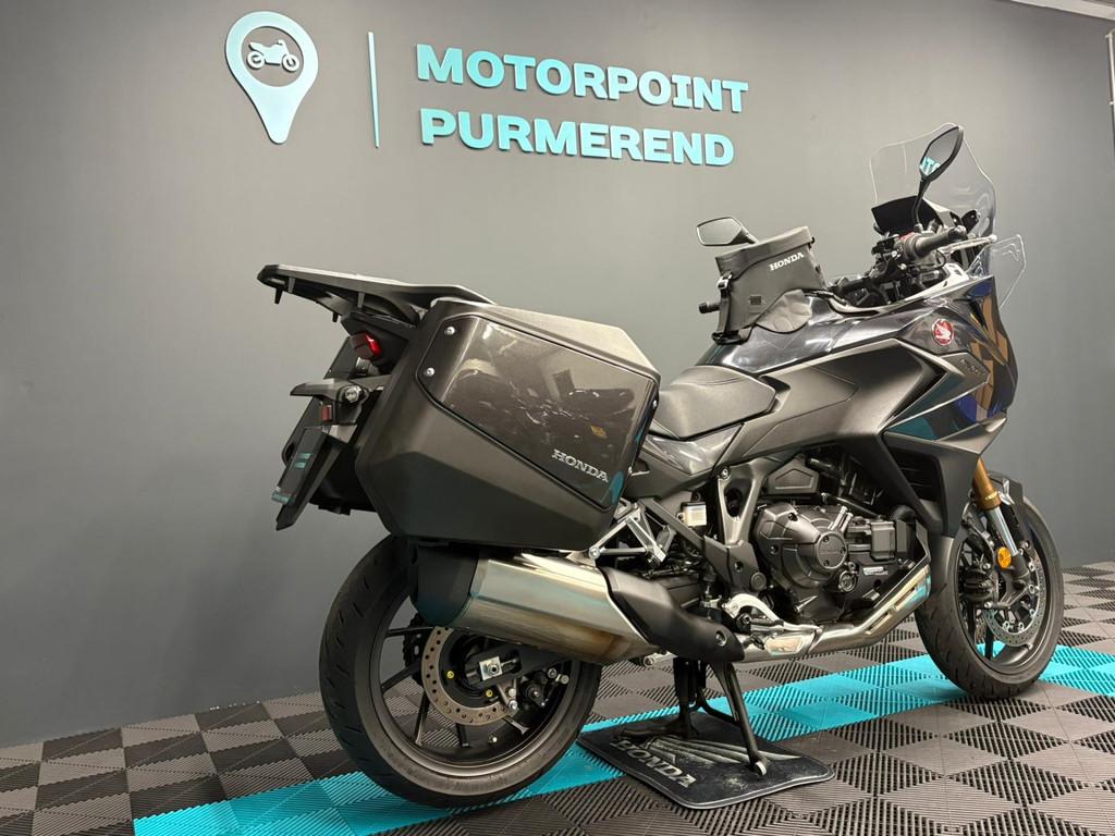 Honda NT 1100 DCT ES, Motoren, Motoren | Honda, Honda, Rivium boulevard 222A
2909lk  Capelle a/d IJsel, NL, Bedrijf, Handvatverwarming