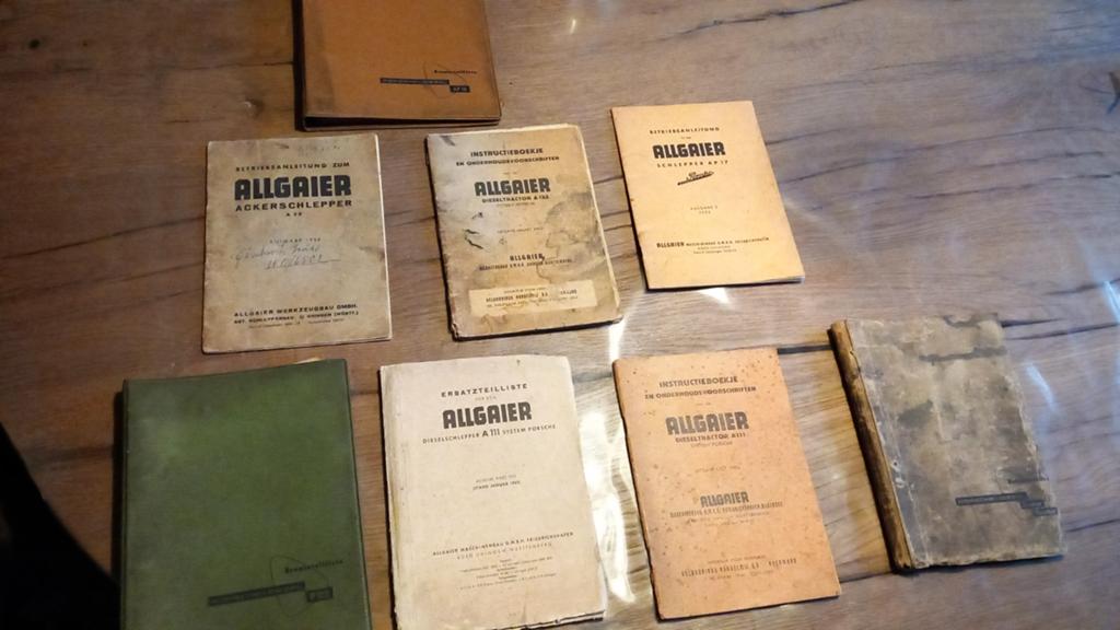 Porsche en allgaier tractor boeken, Ophalen of Verzenden