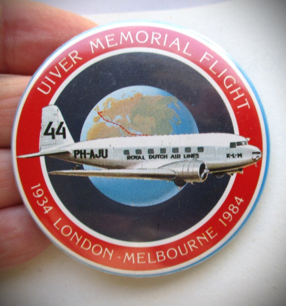 KLM Uiver Memorial Flight~1934~London Melbourne 1984~Speld, Ophalen of Verzenden, Zo goed als nieuw, Patch, Badge of Embleem