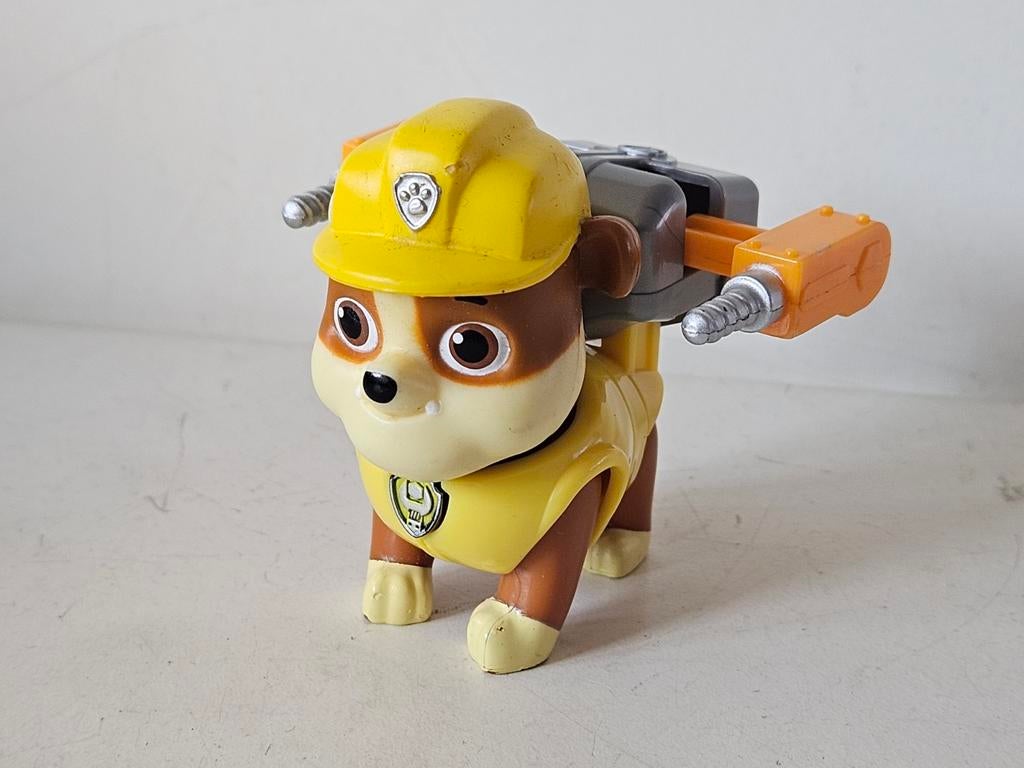 Paw Patrol Rubble met los kledingpakje - 6 cm, Ophalen of Verzenden, Gebruikt, Jongen of Meisje