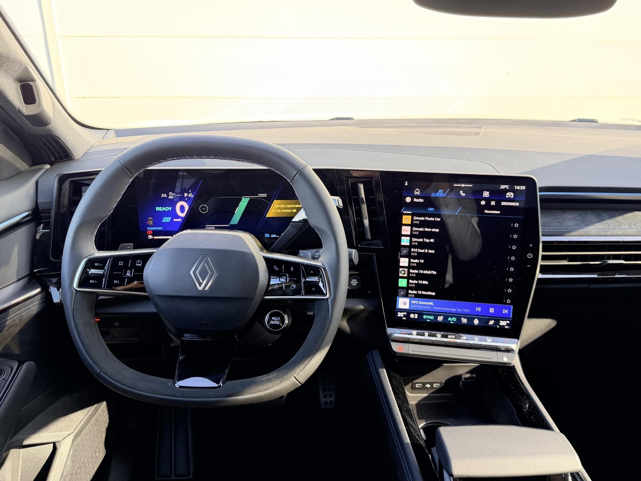 Renault Austral 1.2 E-Tech full hybrid 200 esprit Alpine | D, Auto's, 1199 cc, Wit, Origineel Nederlands, Bedrijf