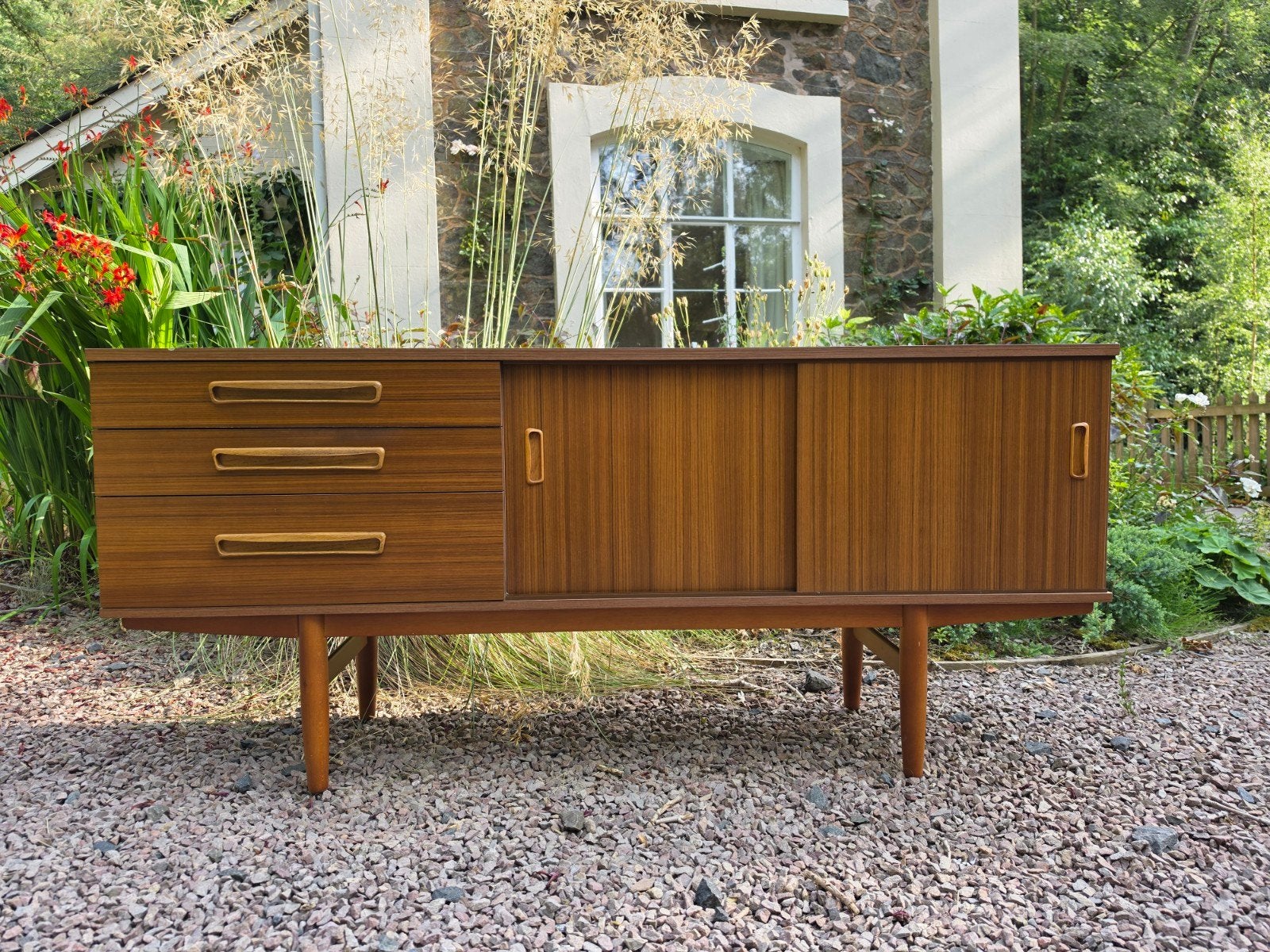 Vintage Avalon sideboard met schuifdeuren en lades, Ophalen, Gebruikt, Met deur(en), 150 tot 200 cm