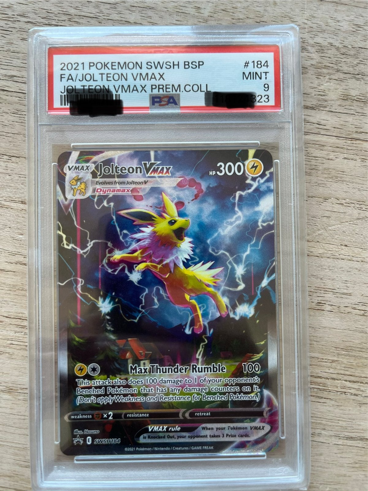 Jolteon VMAX Premium Collection PSA 9 Pokémon Kaart, Ophalen of Verzenden, Zo goed als nieuw, Losse kaart