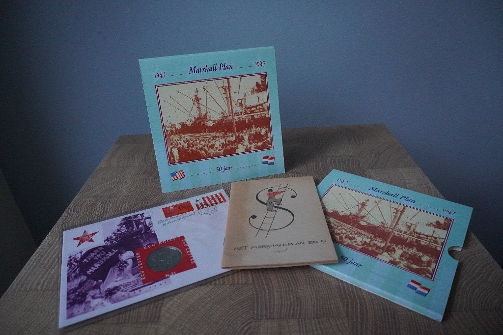 Complete Marshall Plan 1947-1997 herdenkingsset, Ophalen of Verzenden, Marine, Nederland, Overige typen