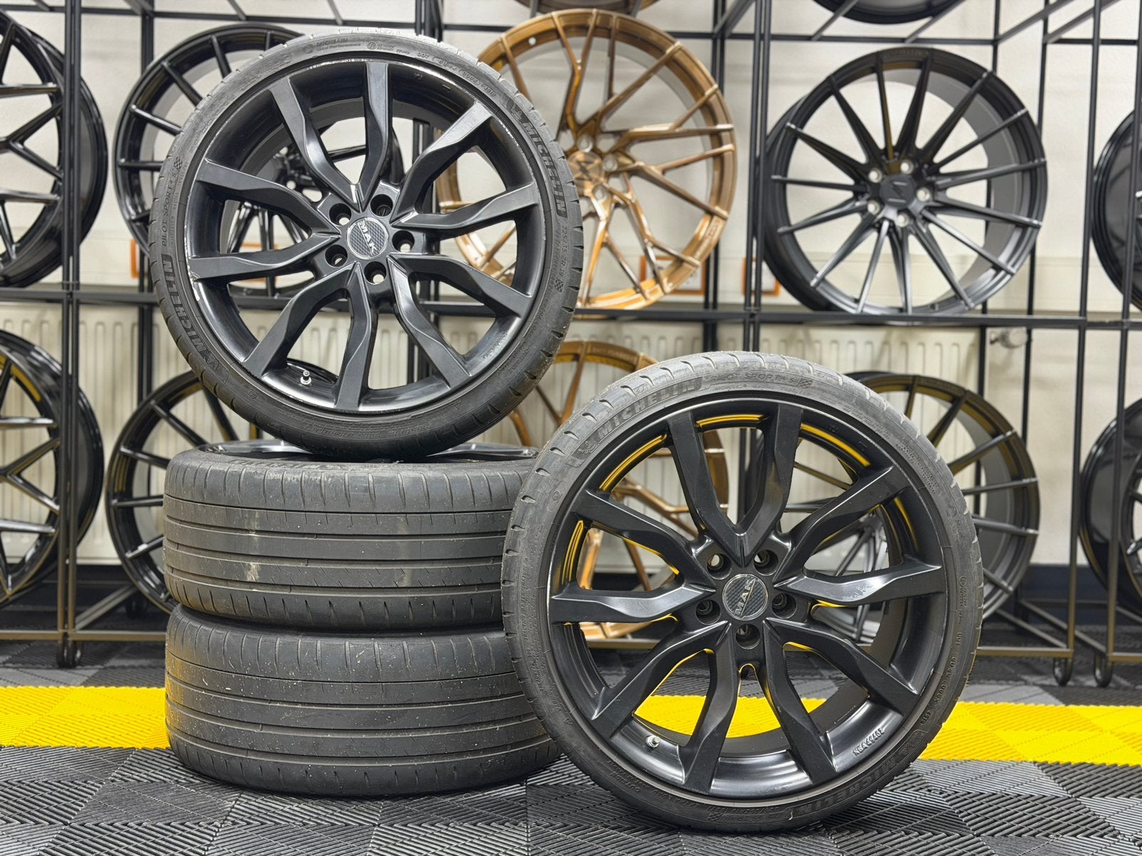 19 inch 5x105 Mak Zomerset Opel Astra 3.5MM €349,-!, Auto-onderdelen, Banden en Velgen, Ophalen, 19 inch, Zomerbanden
