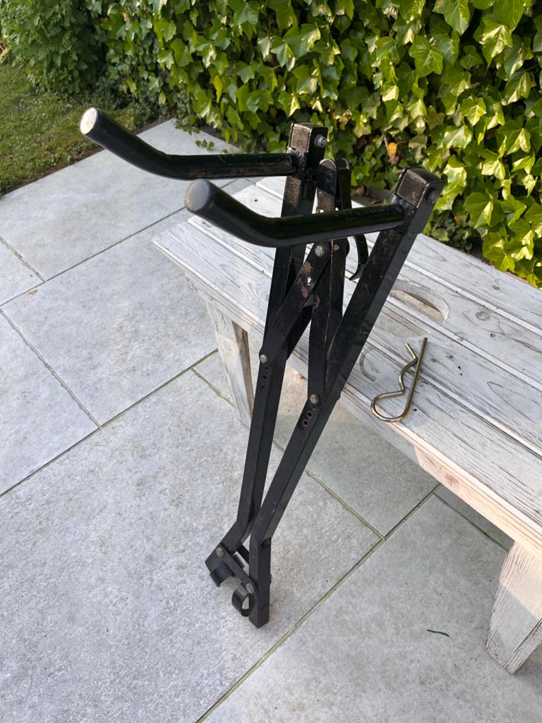 Compacte fietsendrager voor 1 fiets op trekhaak met borgpen, Ophalen, 1 fiets, Gebruikt, Trekhaakdrager