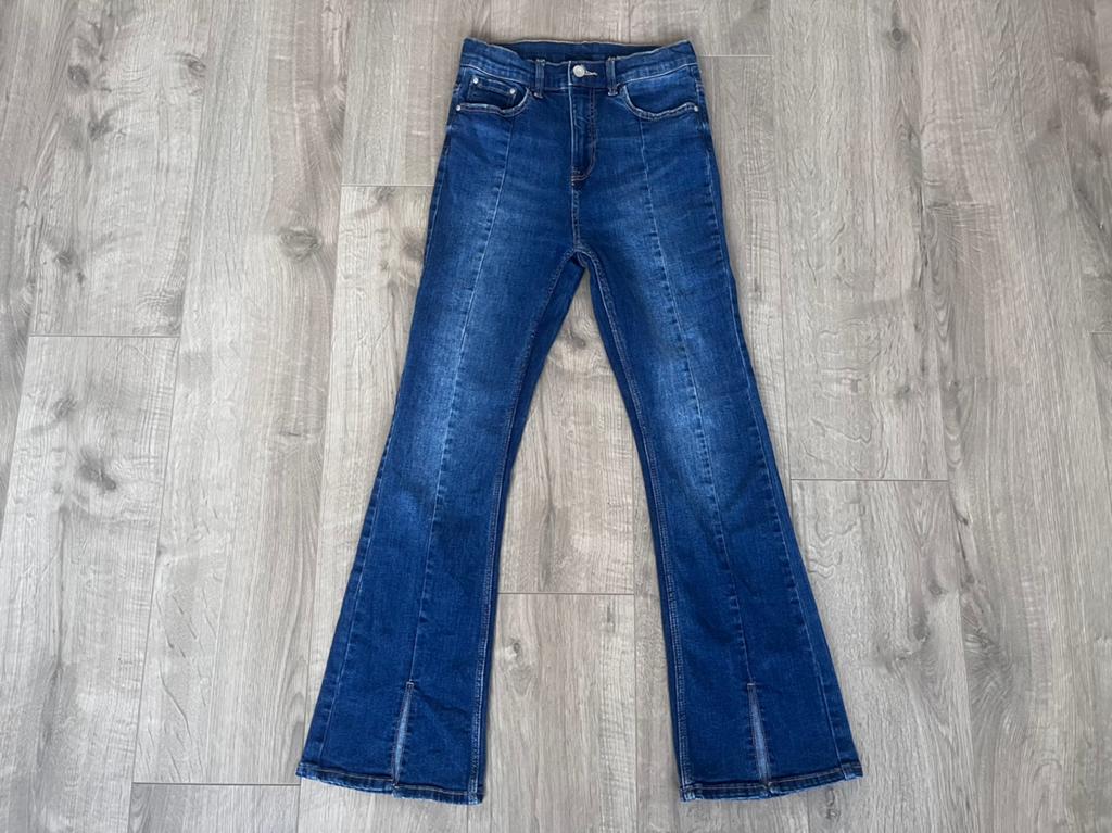 Mooie Hema flared spijkerbroek meisjes - maat 152 - blauw, Broek, Meisje, Ophalen of Verzenden, Zo goed als nieuw