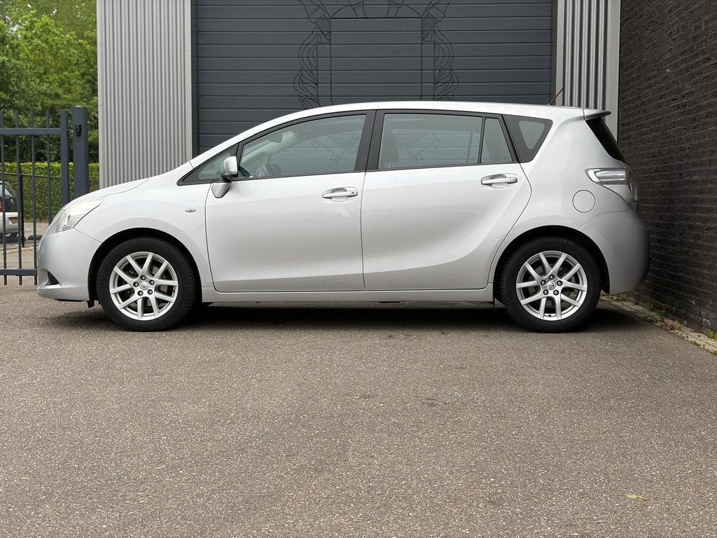 Toyota Verso 1.6 VVT-i Business Ecc|Camera|Cruise, Auto's, Toyota, Voorwielaandrijving, Euro 5, Gebruikt, 4 cilinders